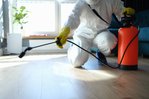 Best Exterminator Services  in Croswell, MI
